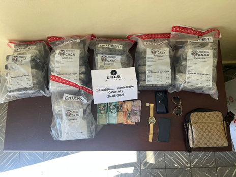 DNCD ocupa 32 paquetes de presunta cocaína en Barahona