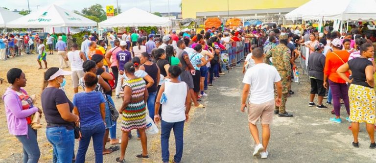 Feria madre de INESPRE en Santiago un rotundo exito