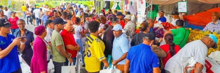 INESPRE ESTÁ DE MADRE BENEFICIA A MÁS DE 45 MIL PERSONAS EN SANTIAGO Y SAN CRISTÓBAL
