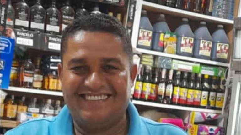 Matan a balazos un comerciante