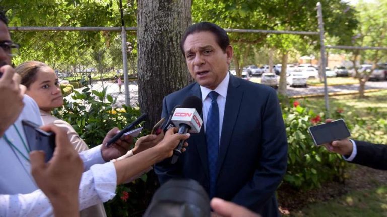 Ministro de Salud asegura país ha mejorado calidad del servicio de salud y especialización
