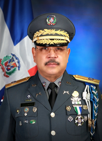 Policía Nacional felicita a todos los maestros  por conmemoración de su día
