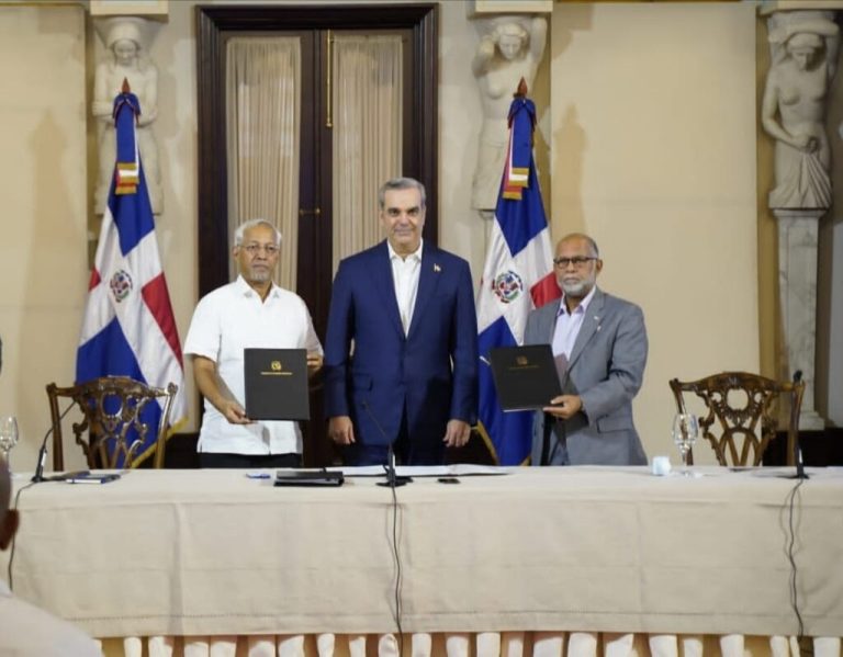 El Gobierno , el Minerd y la ADP llegan a acuerdos