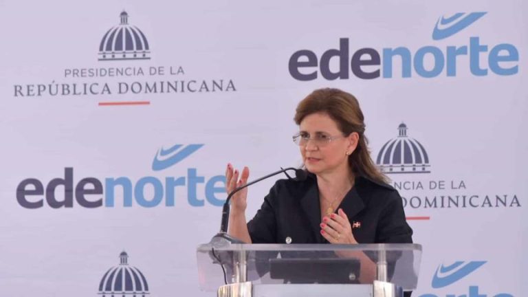 «El presidente se reintegrará, si Dios quiere, la próxima semana» informa la vice