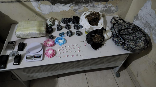 Policía desmantela punto de venta de drogas