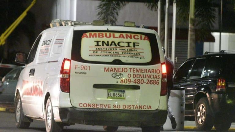 Encapuchados matan joven y dejan a padres  amarrados