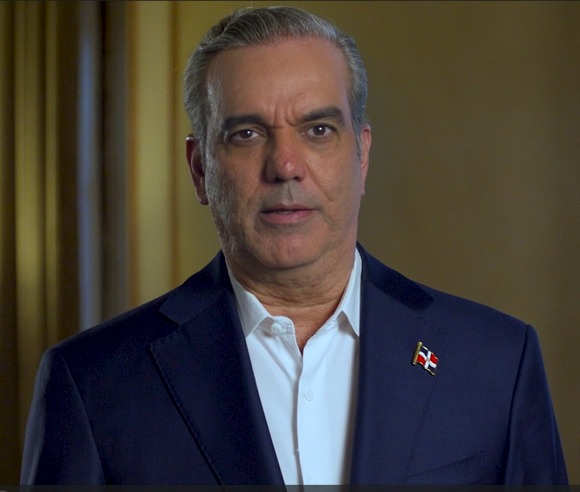 Presidente Luis Abinader anuncia repostulación