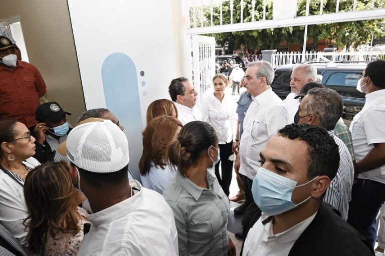 Ante tragedia en San Cristóbal Presidente Abinader cambia su agenda del 16 de agosto