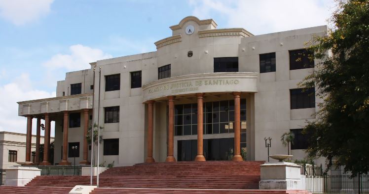 Investigan a cuatro empleados de la Fiscalía de Santiago por caso Gavilán