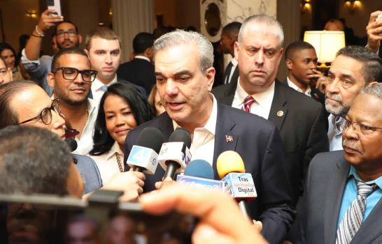Pte Abinader agradece a dominicanos en Nueva York por el apoyo a su pais