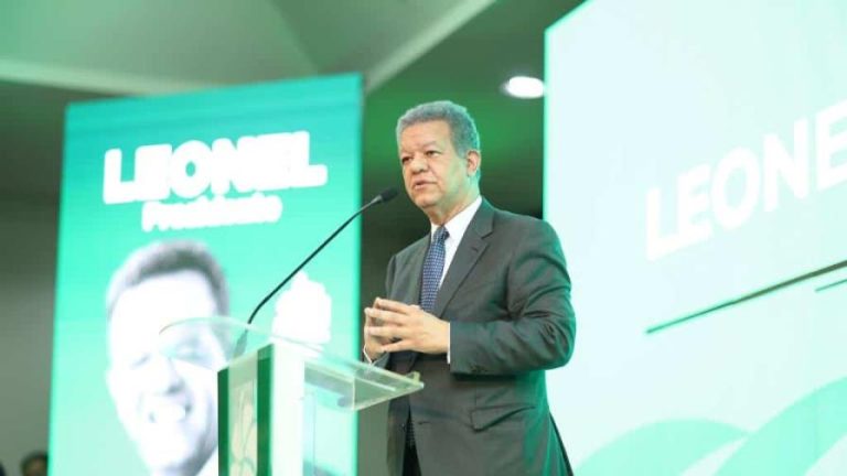 Leonel acusa a la JCE de violar la Constitución