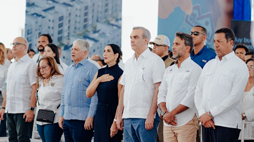 Presidente Abinader y MIVED entregan 64 nuevas viviendas en Los Salados