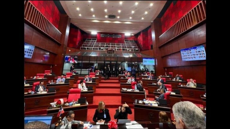 Senado aprueba proyecto de Ley de Vacunas