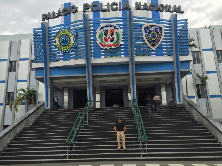 Agentes policiales matan a uno de los involucrados en asesinato de hombre intento impedir asalto