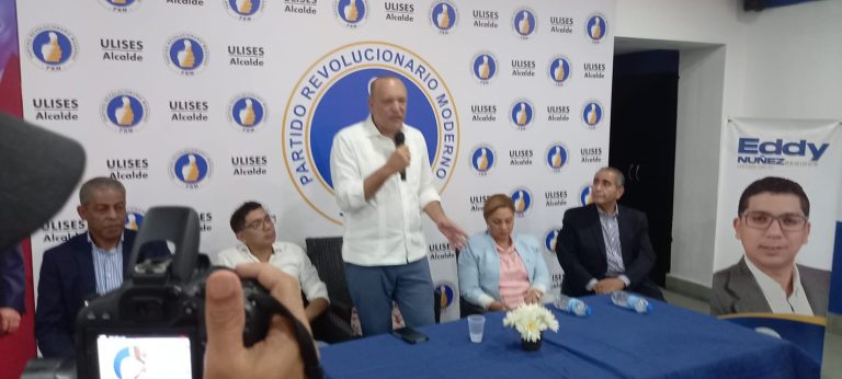 Ulises Rodríguez critica gestión del alcalde Abel Martínez