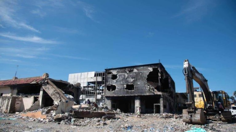 Aumenta a 38 los muertos por explosión