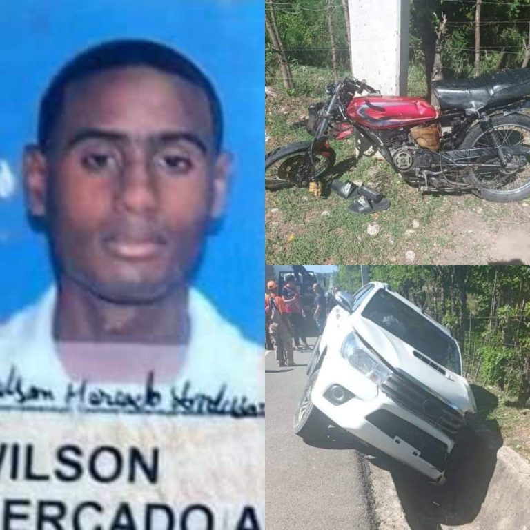 Muere joven resultó lesionado al chocar motocicleta con una camioneta