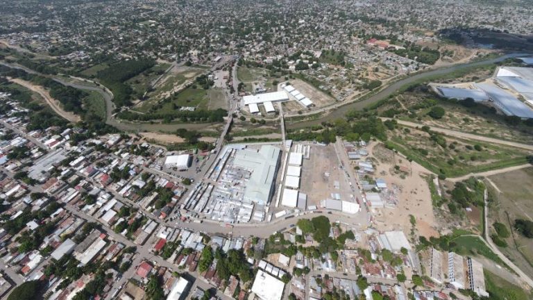 Gobierno haitiano favorece el diálogo y dice que también tiene derecho a explotar sus recursos