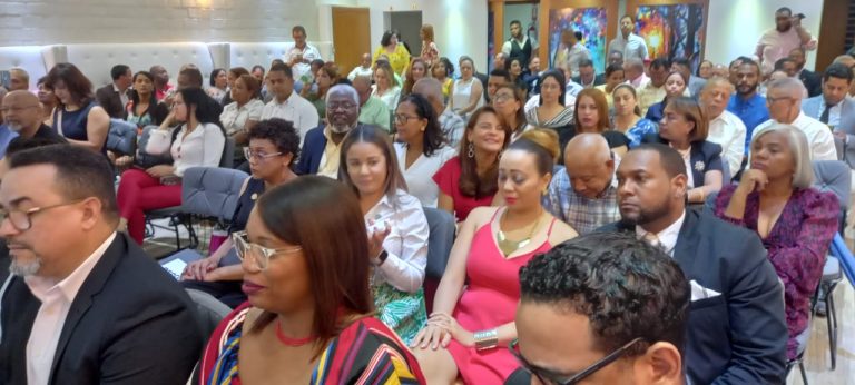 A casa llena se juramenta nueva directiva CDP Santiago; Juan Carlos Bisonó hace importantes anuncios