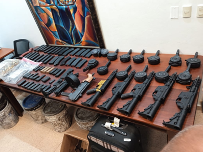Aplazan audiencia preliminar a imputados por tráfico internacional de armas en la Operación KAF