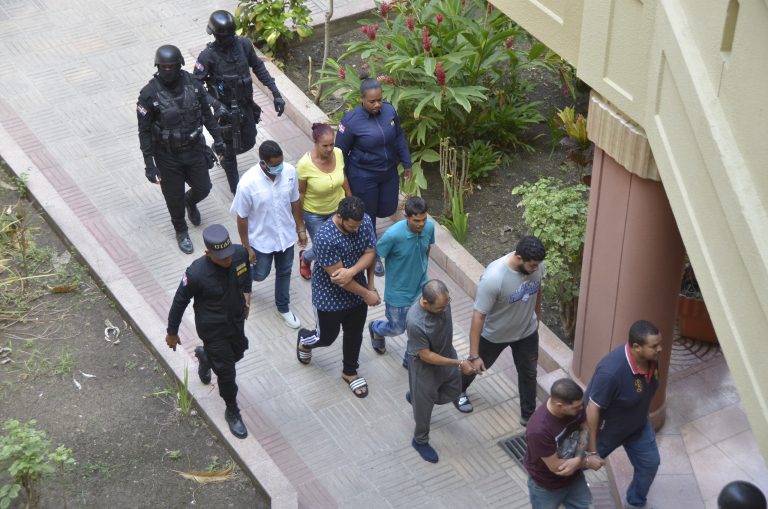 Imponen prisión preventiva a cabecillas de red traficaba armas de fuego de alto calibre