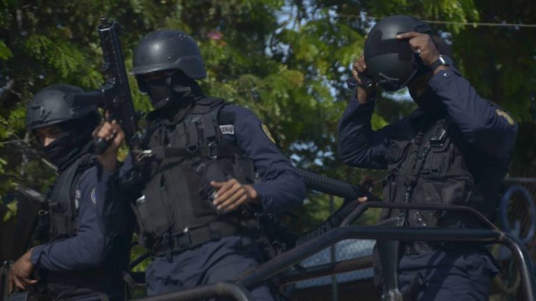 Dos heridos en  huelga por 24 horas en Navarrete