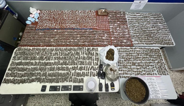 DNCD OCUPA MÁS DE 10 MIL GRAMOS DE DROGAS