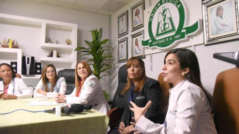 Denuncian personal médico  está agotado ante demanda por casos de dengue y otras afecciones