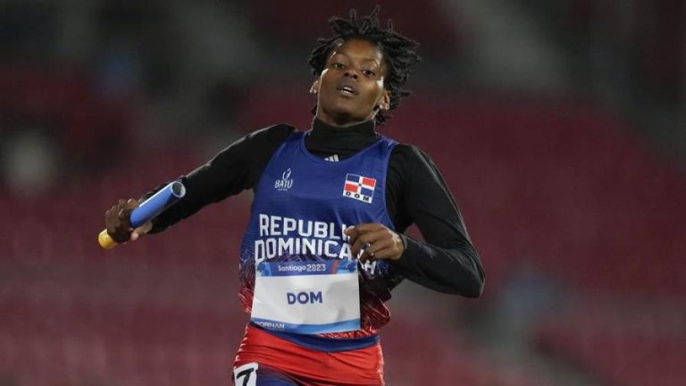 Dominicana Marileidy Paulino  es campeona de los 200 metros en Juegos Panamericanos 2023