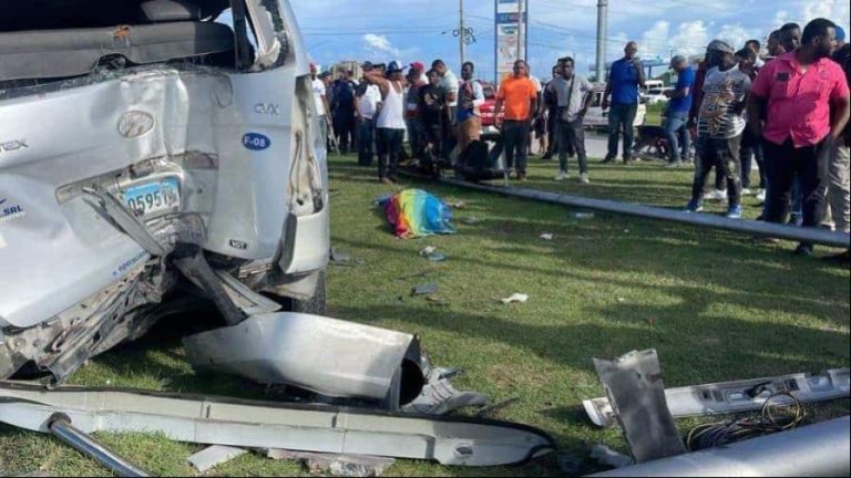Muere segundo turista por accidente de tránsito