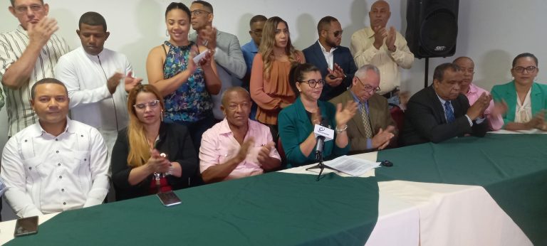 Altagracia González apoya Alianza Rescate RD y agradece al pueblo de Santiago por acoger su propuesta