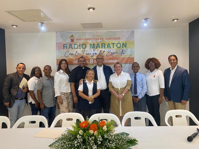 ARQUIDIOCESIS DE SANTIAGO ANUNCIA RADIO MARATON A BENEFICIO DE  RADIO LUZ