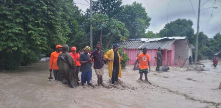 Más de 150 viviendas inundadas  en Palmar de Ocoa