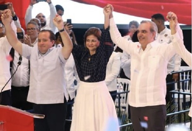 Pte Abinader anuncia a Raquel Peña como su compañera de boleta