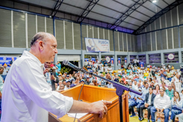 Ulises Rodríguez denuncia cometen irregularidades en cabildo de Santiago