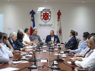 Ulises asegura en APEDI que esta listo para concertar las soluciones de Santiago