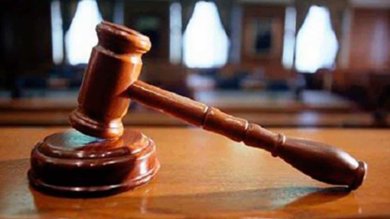 Cinco años de prisión para mujer por agredir a su expareja