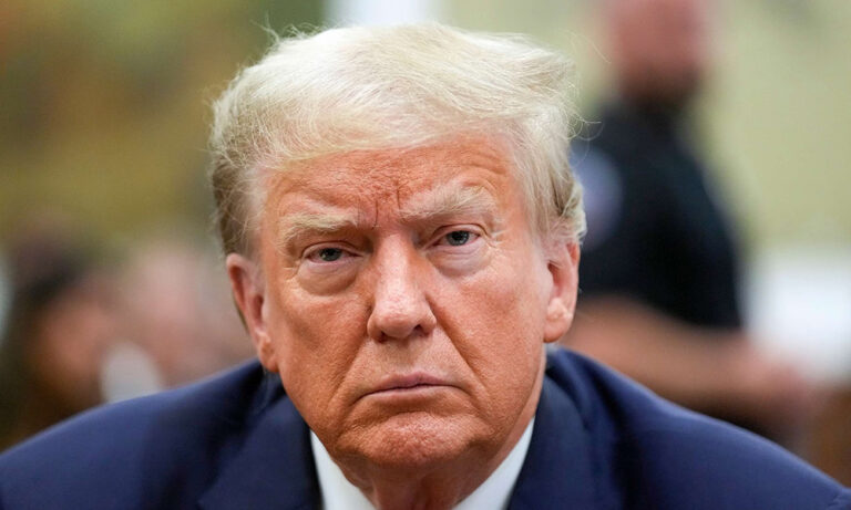 Tribunal Supremo de Colorado expulsa a Trump de sus primarias por su rol en el asalto al Capitolio
