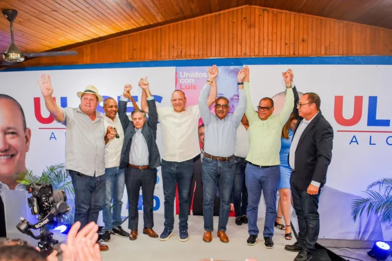Ulises Rodríguez es proclamado por el Partido Alianza por la Democracia y MÁS como su candidato a alcalde