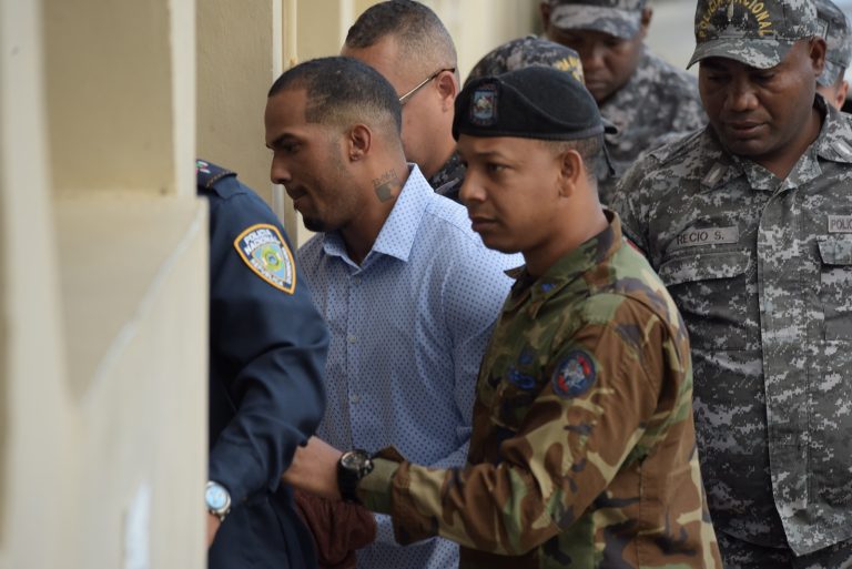 Sale de prisión pelotero Wander Franco tras pagar fianza impuesta por tribunal
