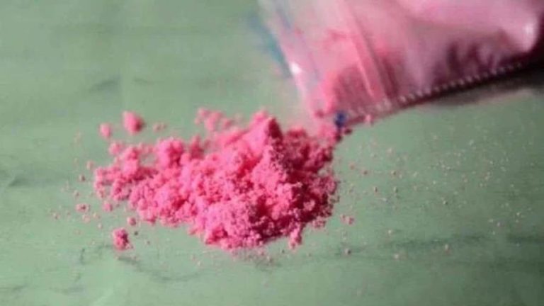 Alertan sobre presencia de cocaína rosada en el país