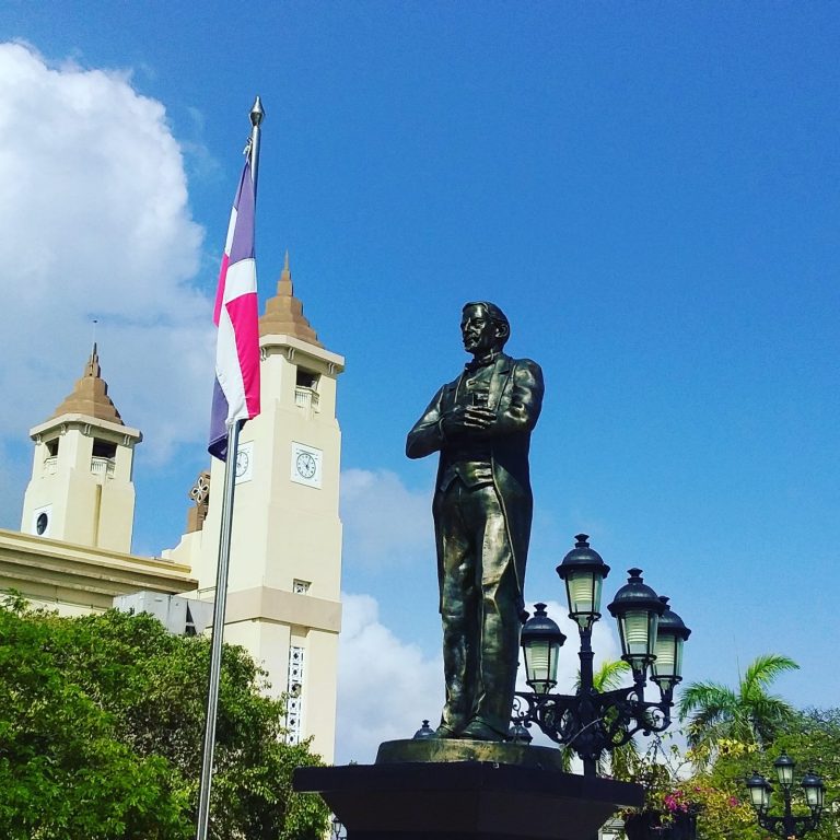Develizarán mañana tarja en honor a Juan Pablo Duarte