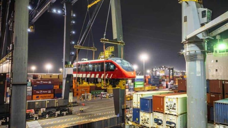 Llega a Dominicana  el primer tren del Monorriel de Santiago