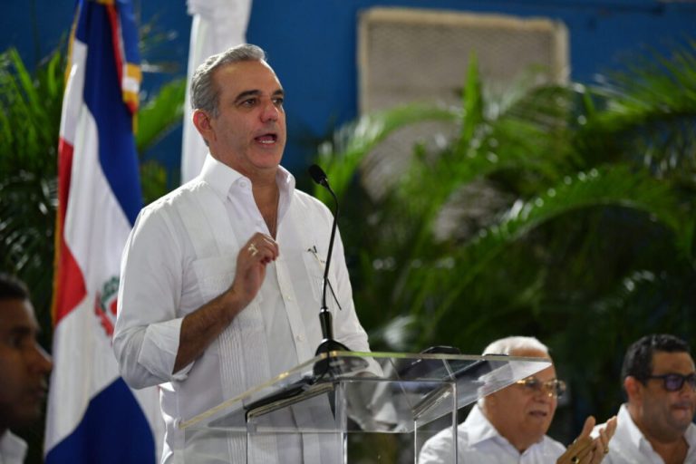 Pte Abinader felicitó a Adrián Beltré por su elección al Salón de la Fama