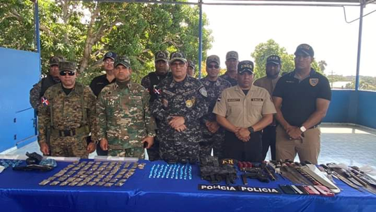 Operación Relámpago: PN, FFAA y MP ocupan drogas, armas de fuego, armas artesanales y personas detenidas