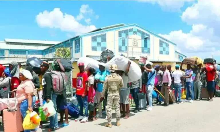 Gobierno dominicano seguirá deportando a haitianos