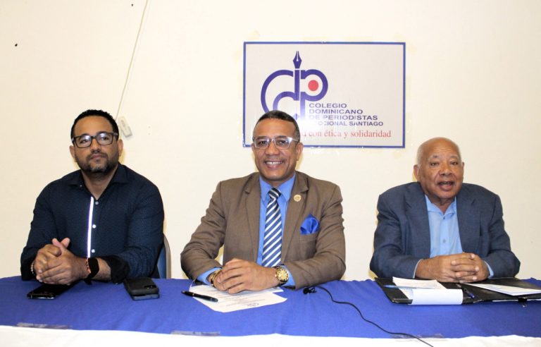 CDP Santiago anuncia actividades mes del periodista