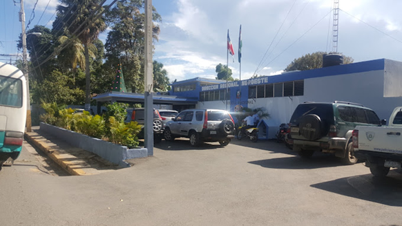 Se entrega a la Policía reconocido delincuente