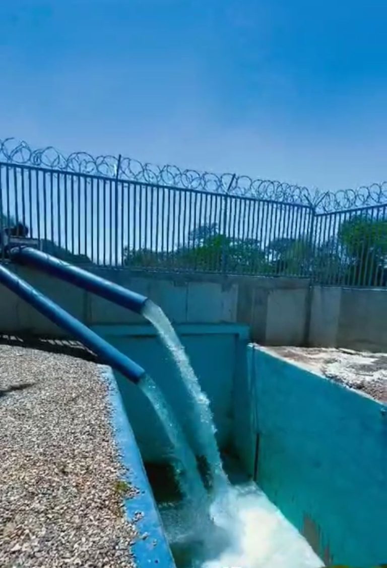 Edenorte instala sistema eléctrico potenciará toma de agua canal La Vigía