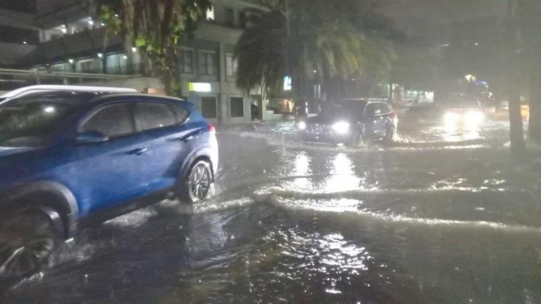 Declaran a 24 provincias en alerta verde por vaguada